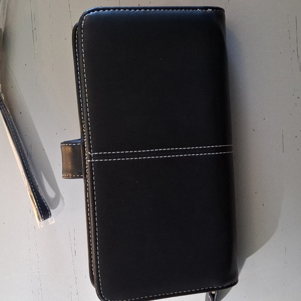 Women's Genuine Leather Wallet - Picture 7 of 9